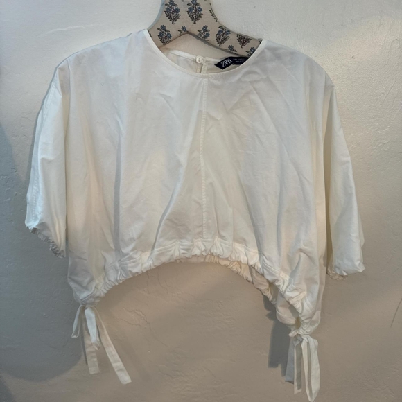 Zara White Blouse - Picture 1 of 3